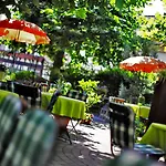 Pflugwirts Und Hotel 3*
