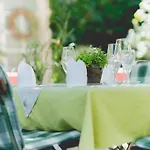 Hotel Pflugwirts Und 3*