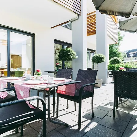 Hotel Pflugwirts Und 3*