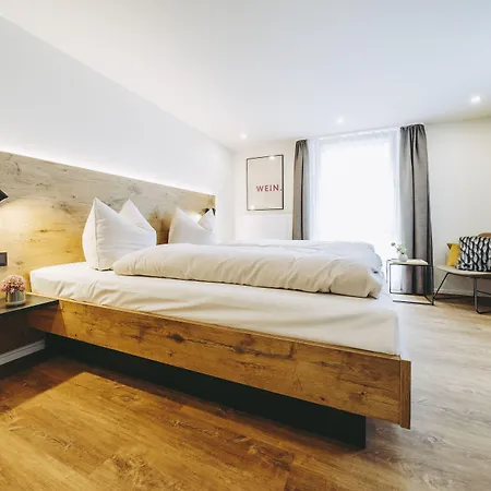 Pflugwirts Und Hotel 3*