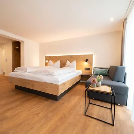 Hotel Pflugwirts Und 3*